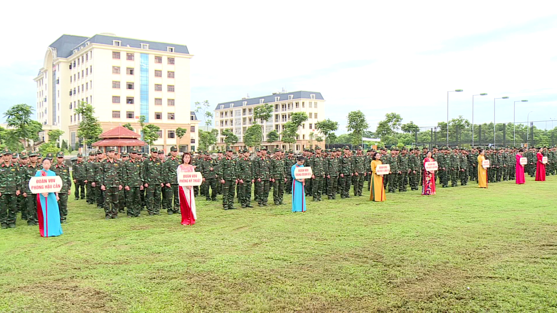Tin_trua_Hoi_thao_the_duc_the_thao_quoc_phong_nam_2023(2)