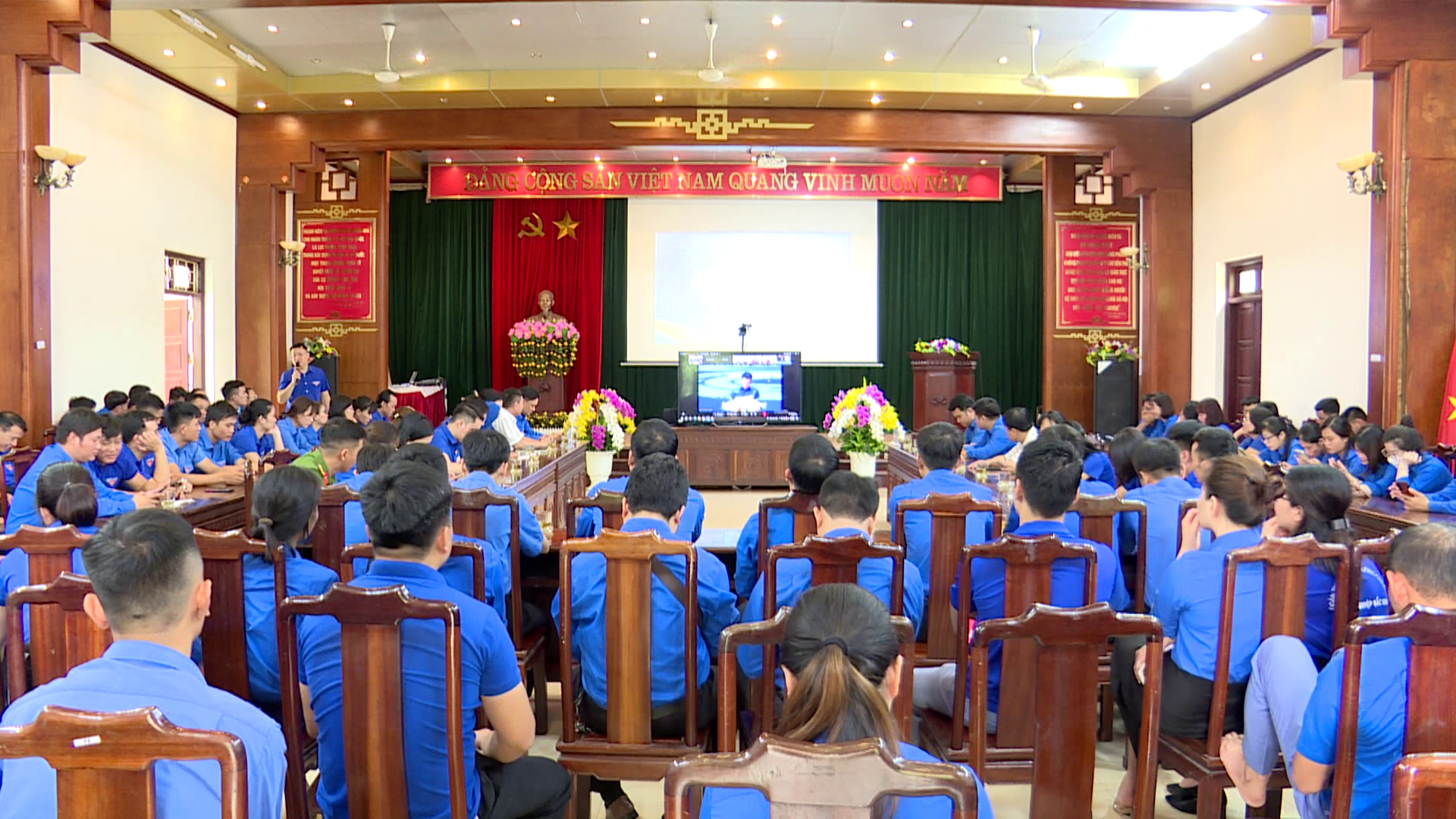 HOI_THI_BI_THU_DOAN_CO_SO_GIOI_TOAN_QUOC(1)